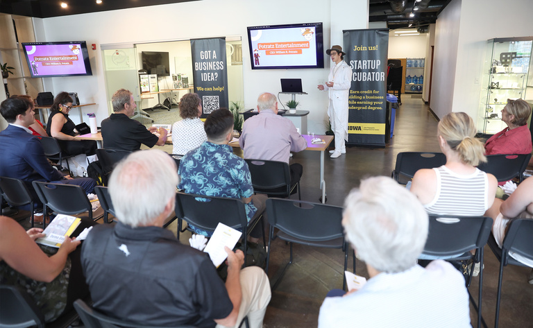 Startup Incubator Summer Track Demo Day 2025