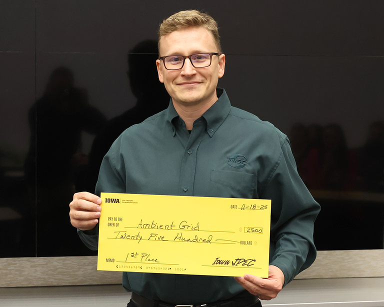 Chris Beyer | Ambient Grid