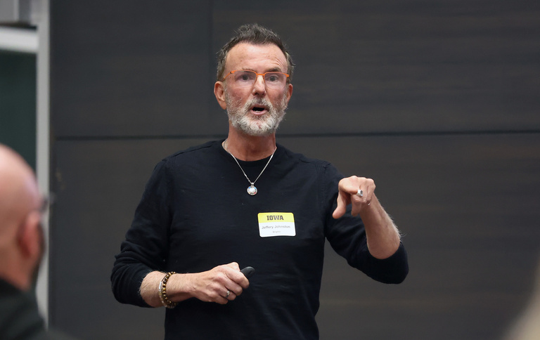 Jeffrey Johnston (Brightn)