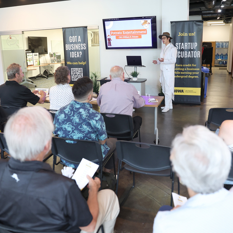 Startup Incubator Summer Track Demo Day 2025