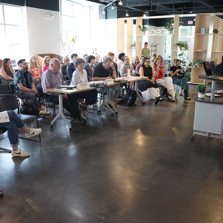 Startup Incubator Summer Track Demo Day 2025