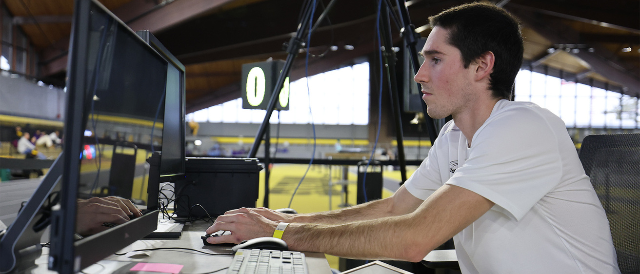 Carson Lane, Stridelane